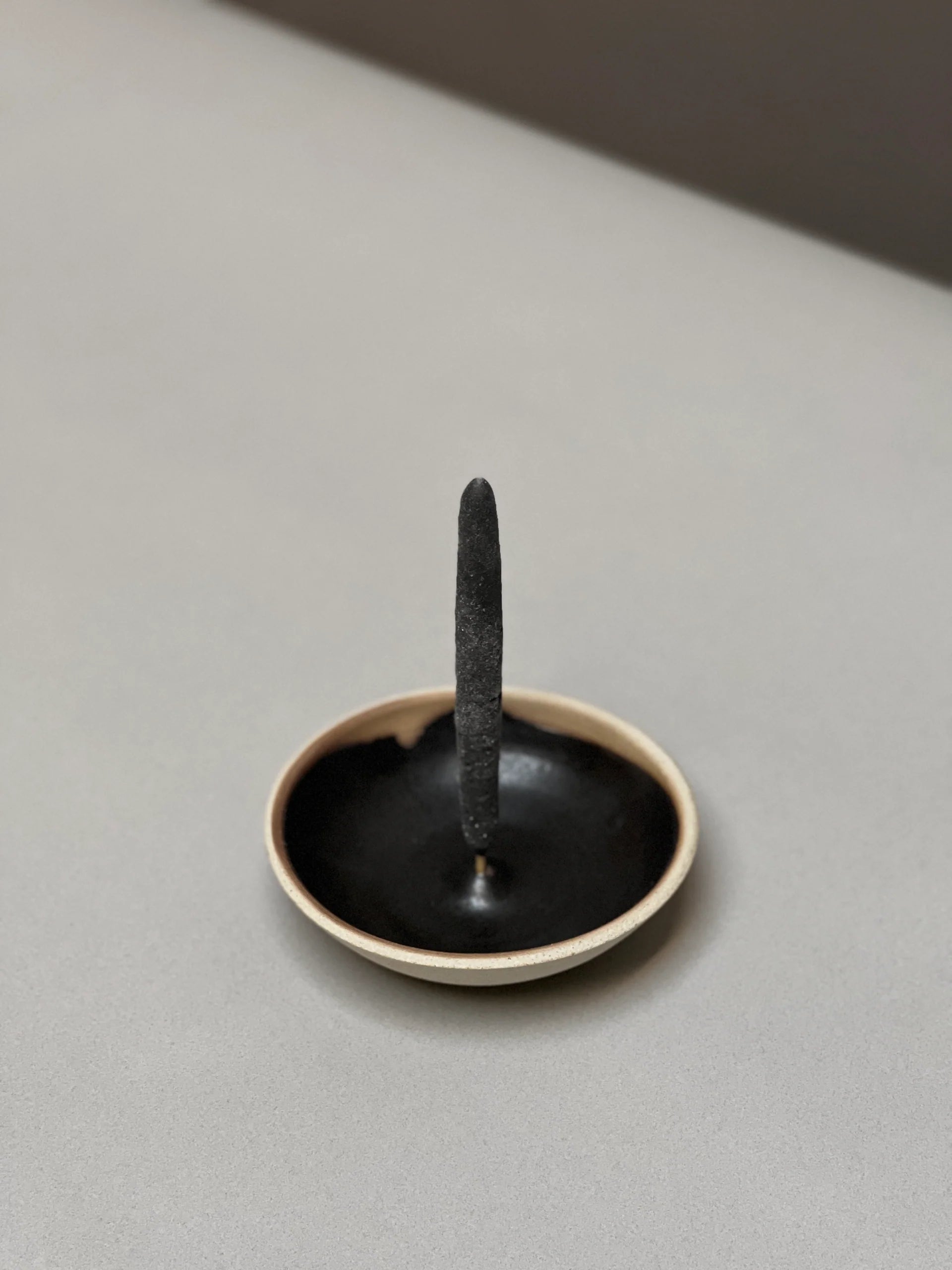 Stoneware Holder (Black)